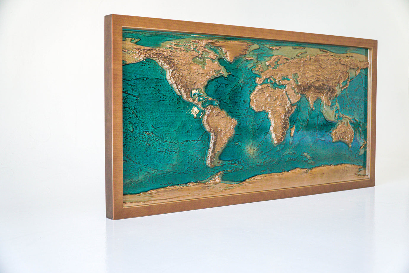 Топографічна карта світу EPOXY 3D з ясеня 100х50х5 см колір Nut з епоксидною смолою