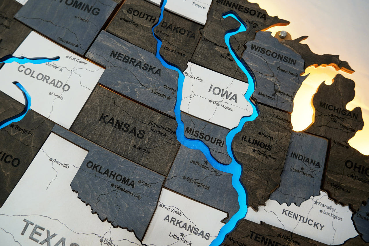 Карта США на акрилі, з дорогами та підсвіткою річок та по контуру, колір Loft