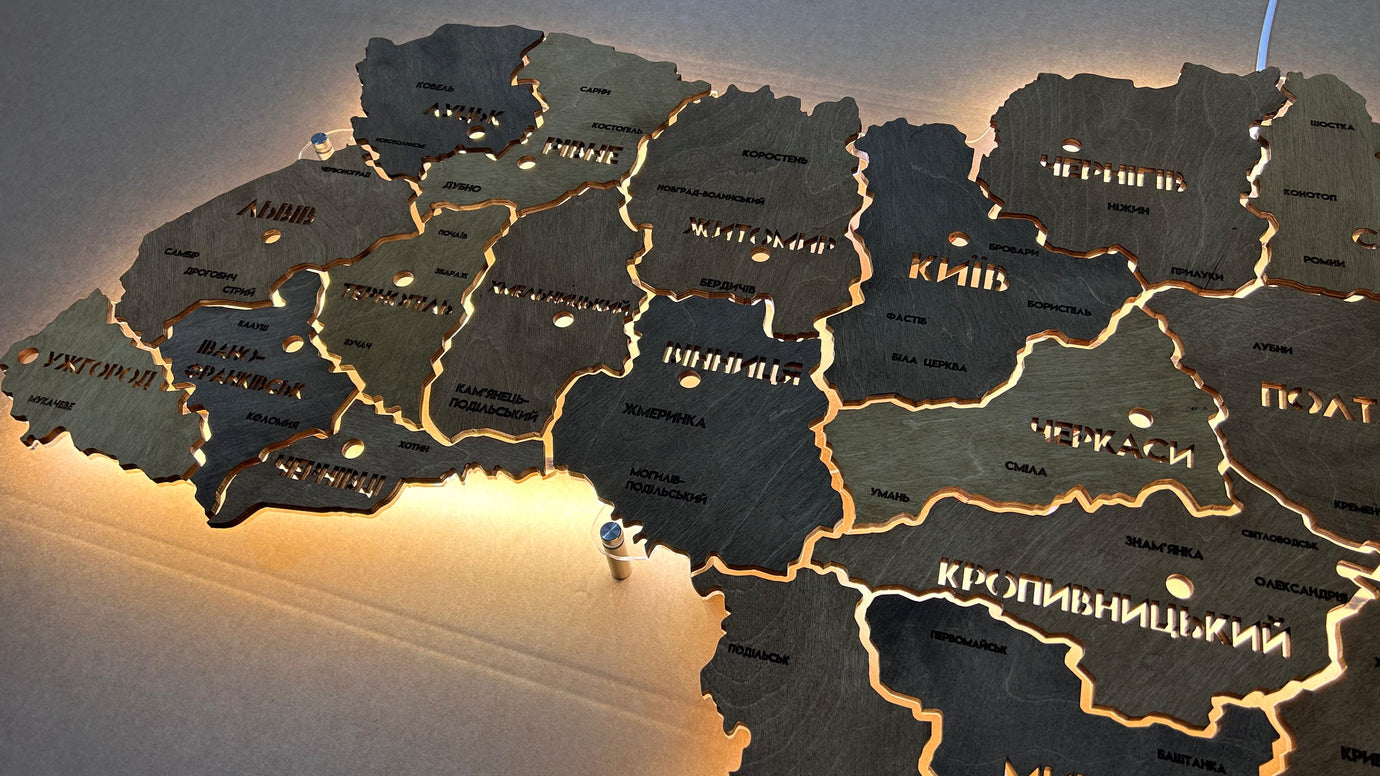 Карта України на акрилі з підсвіткою між областями колір Helsinki