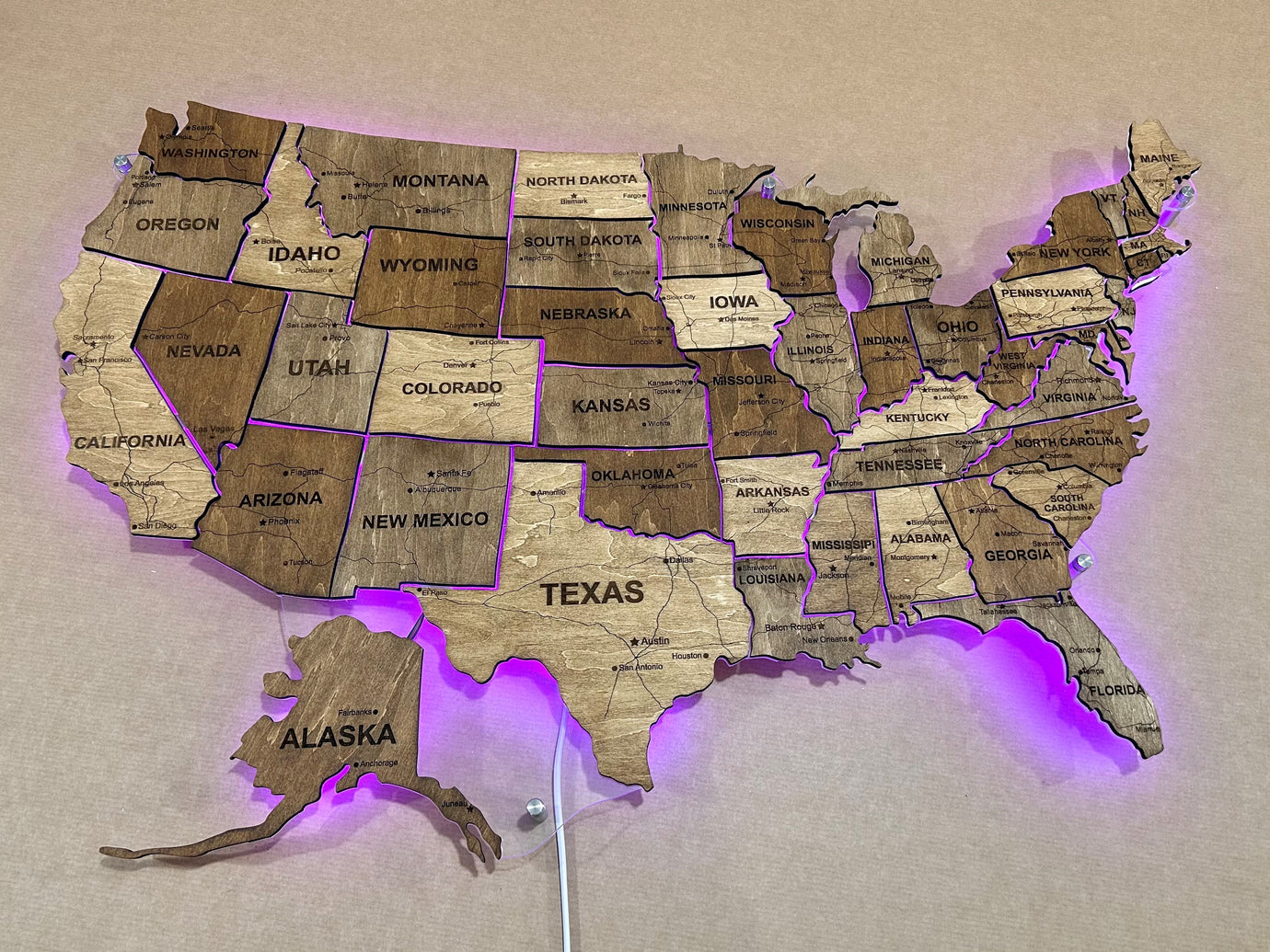 Карта США з дорогами на акрилі з підсвіткою RGB між штатами палітра Rosewood