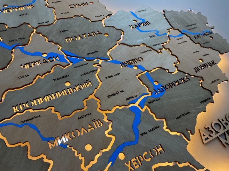 Карта Украины на акриле с крашеными реками и подсветкой между областями, цвет Light Tree 2142625 фото