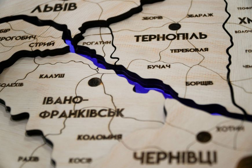 Карта Украины с подсветкой рек и по контуру цвета Natural river 2132030 фото